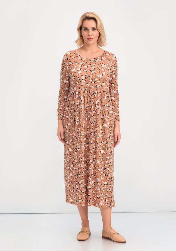 Платье с цветочным рисунком и рукавами 3/4 шир.  580, рис. 12