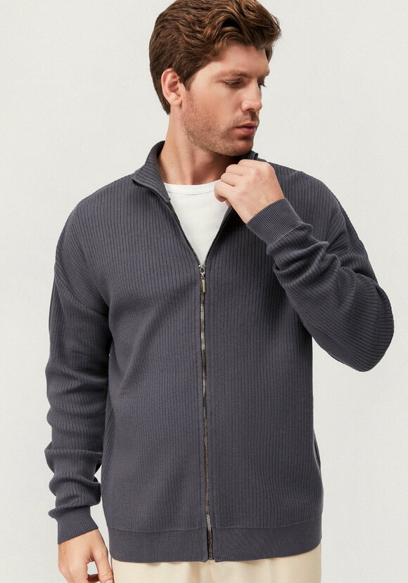 Жакет с воротником-стойкой шир.  580, рис. 1