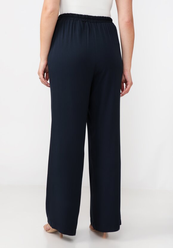 Брюки свободные от бедра шир.  580, рис. 3