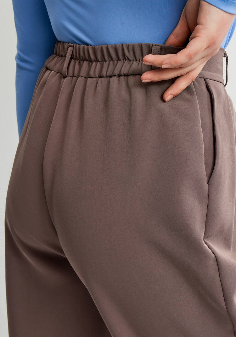 Брюки прямого кроя из костюмной ткани шир.  750, рис. 18