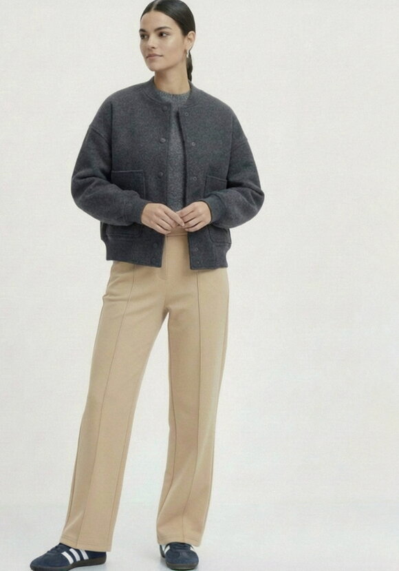 Брюки прямые с стрелками шир.  580, рис. 22