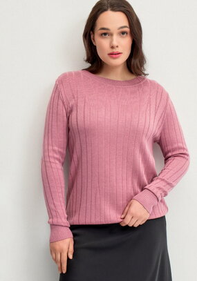 Джемпер с вертикальными полосами