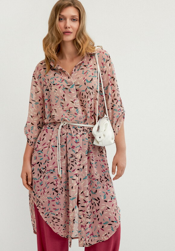 Рубашка с рукавом 7/8 и патами шир.  580, рис. 11