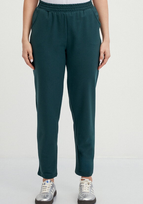 Костюм с флористическим принтом на футболке шир.  580, рис. 29