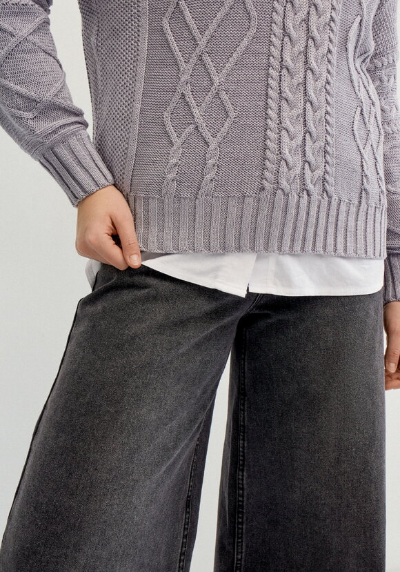 Джемпер женский с рисунком косы и араны шир.  580, рис. 6