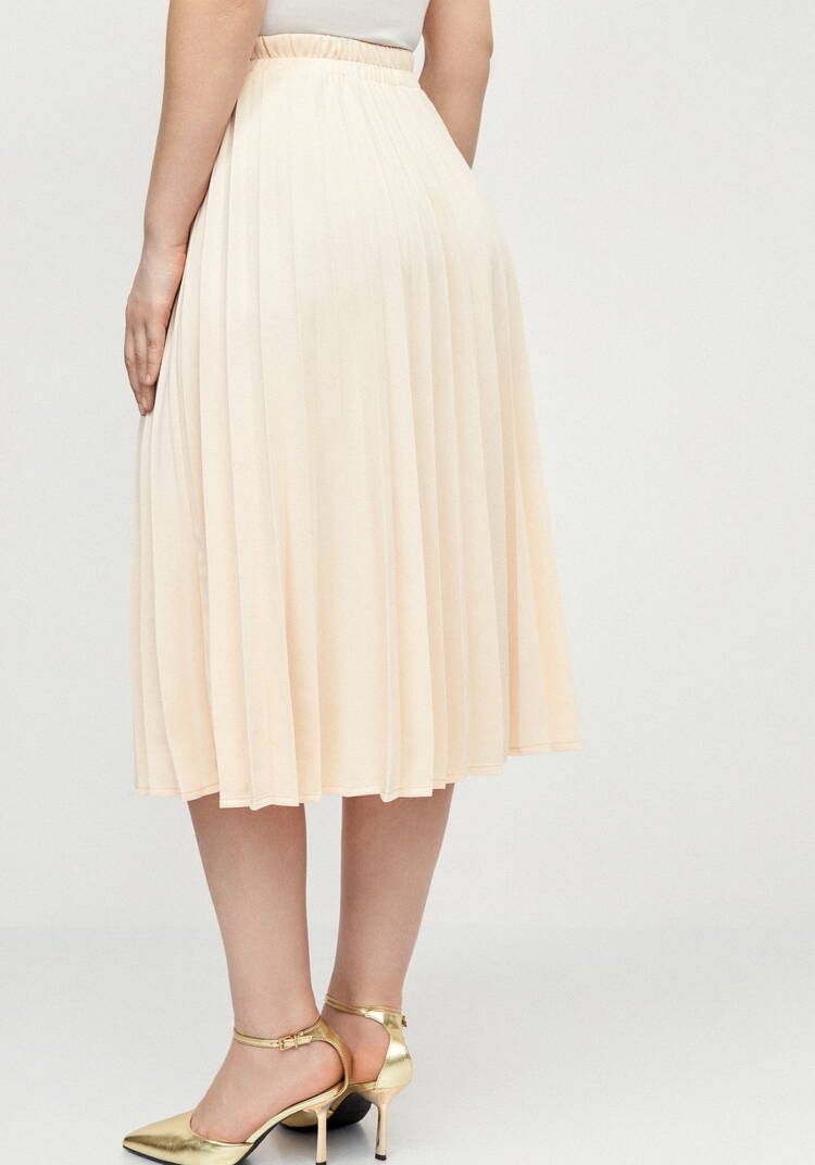 Юбка гофре из трикотажной ткaни шир.  750, рис. 10