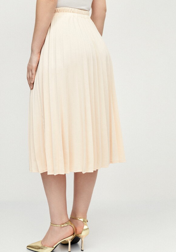 Юбка гофре из трикотажной ткaни шир.  580, рис. 10