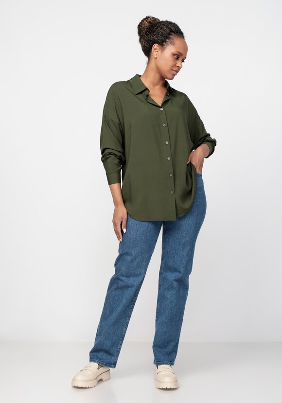 Рубашка свободного кроя с длинным рукавом шир.  580, рис. 7