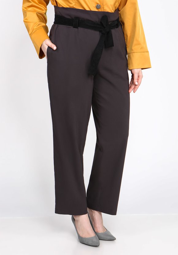 Брюки свободные с декоративным поясом шир.  580, рис. 1