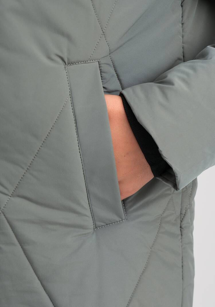 Пальто с меховой опушкой и капюшоном шир.  750, рис. 26