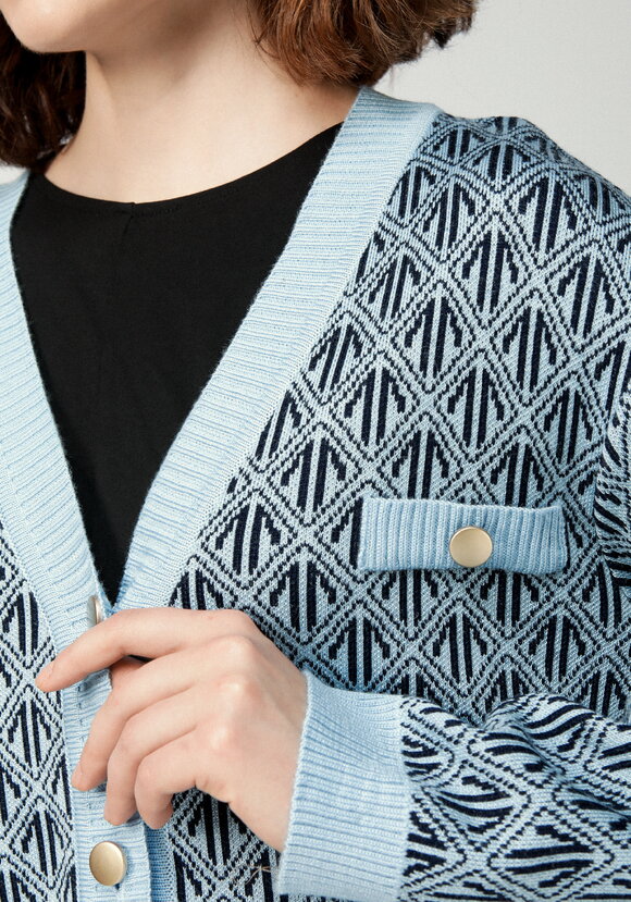 Кардиган удлиненный с графичным орнаментом шир.  580, рис. 19