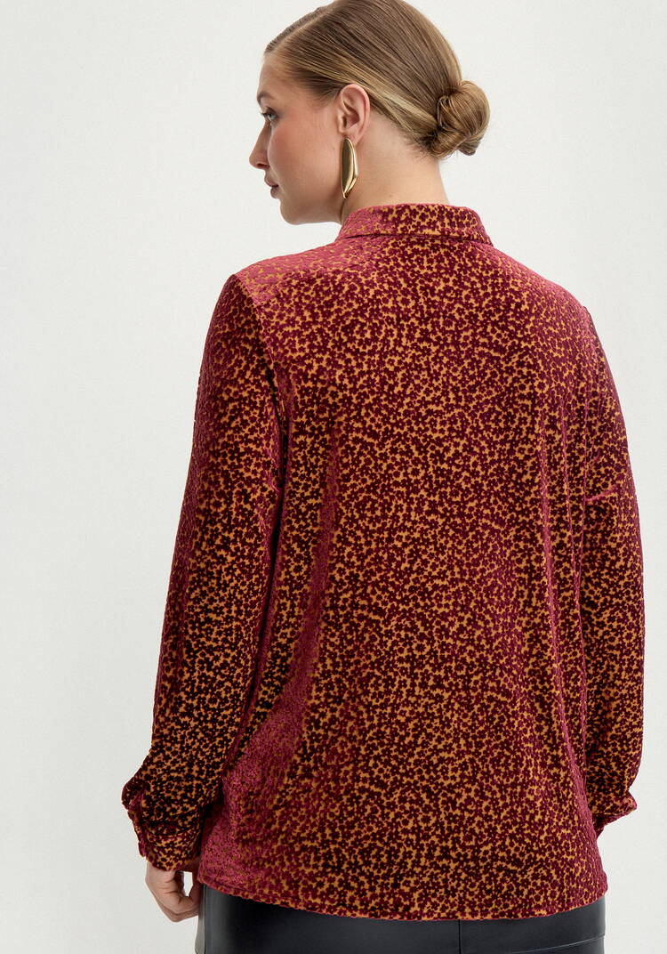 Блуза на пуговицах с фактурной тканью шир.  750, рис. 3