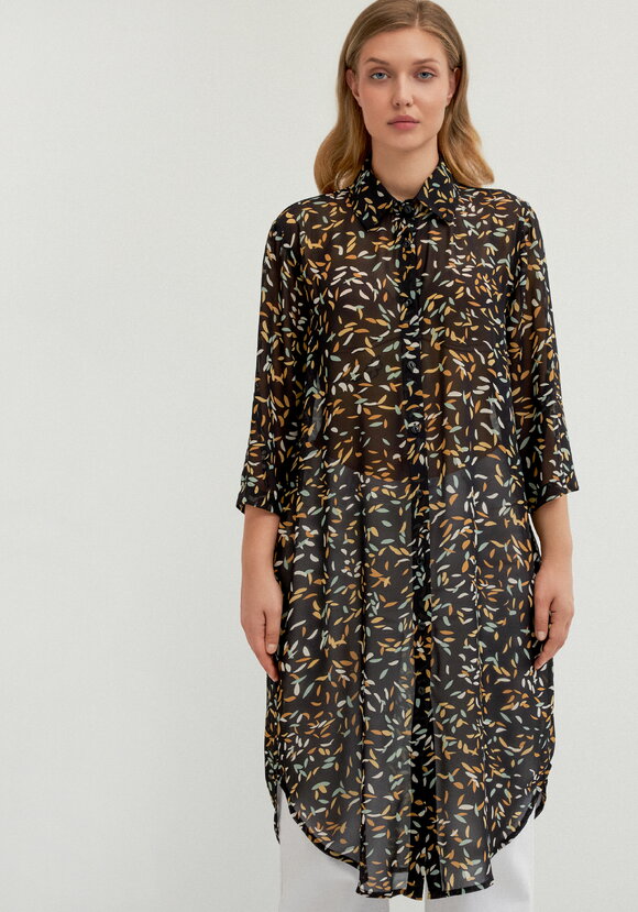 Рубашка с рукавом 7/8 и патами шир.  580, рис. 4