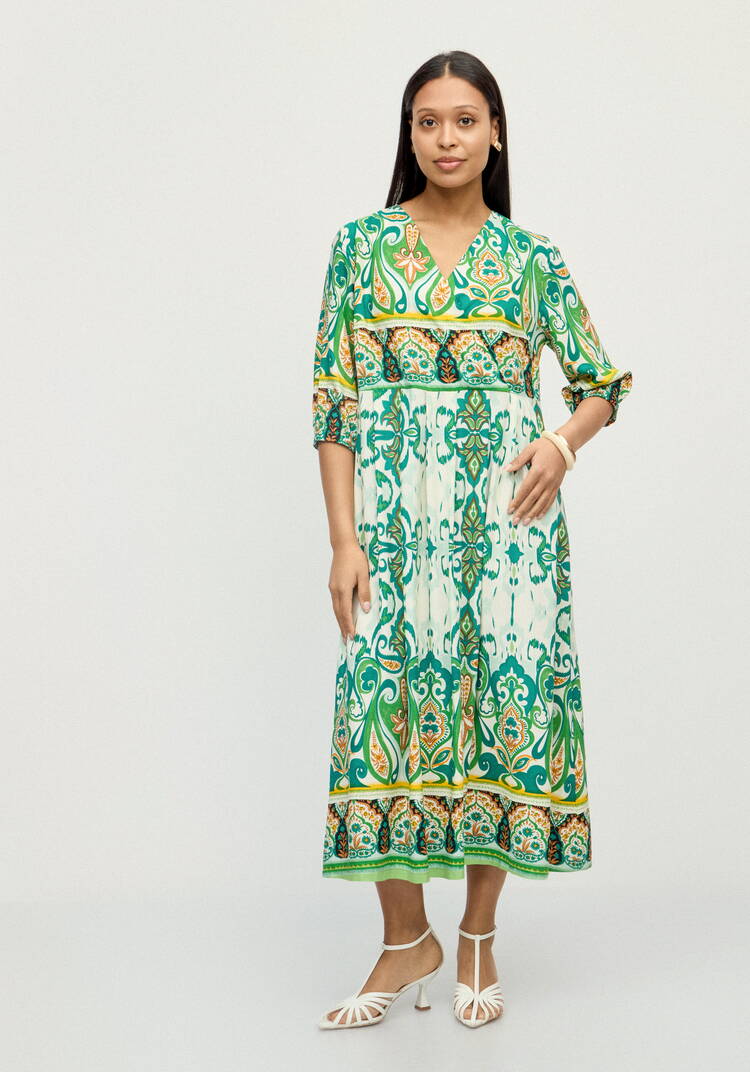 Платье с принтом свoбодного кроя шир.  750, рис. 30