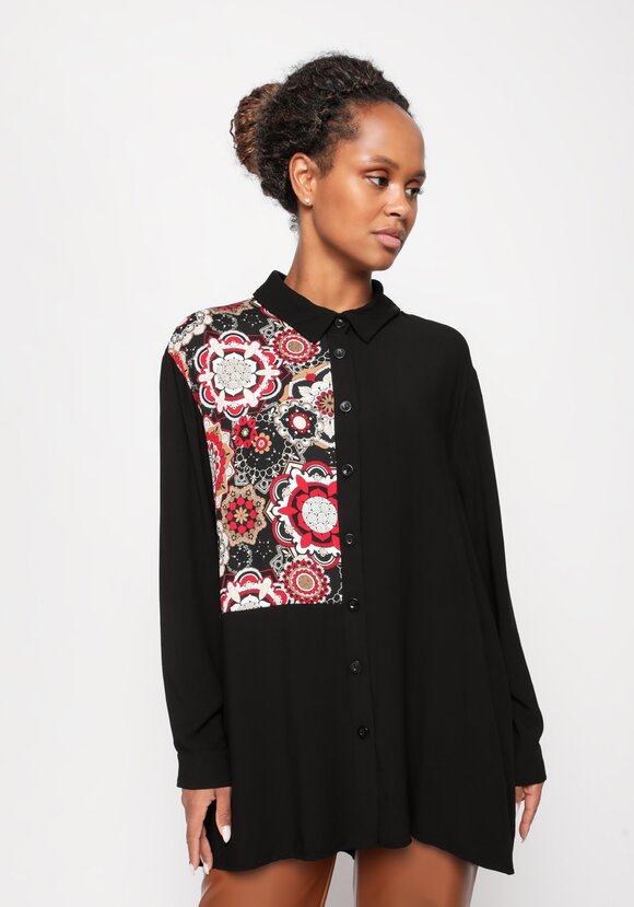 Рубашка оверсайз с декоративной отделкой шир.  580, рис. 12