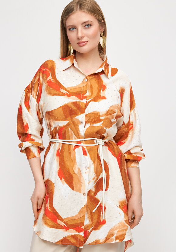 Туника на пуговицах с принтом и стразами шир.  580, рис. 7