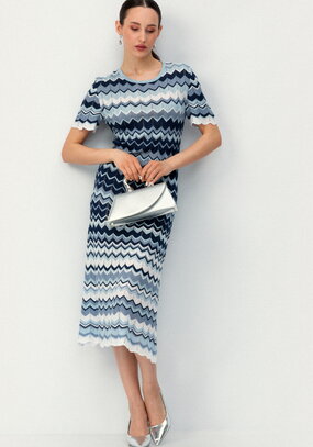 Платье с рисунком морской волны