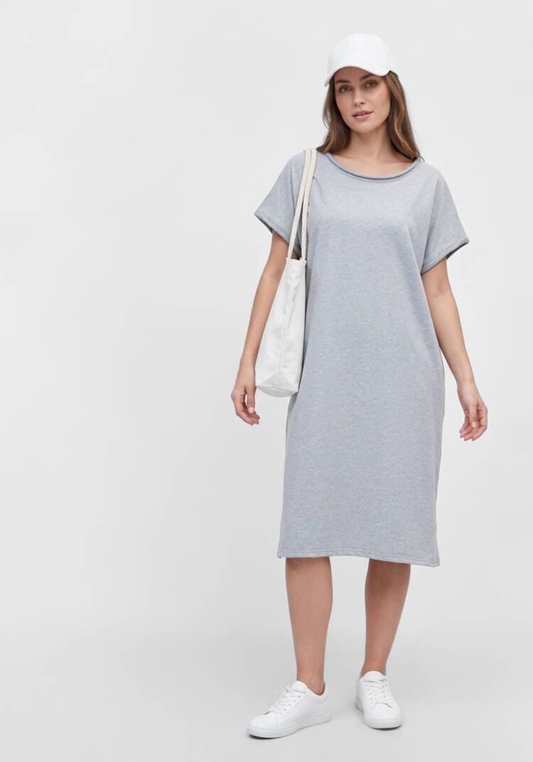 Платье свободного кроя с карманaми шир.  750, рис. 1