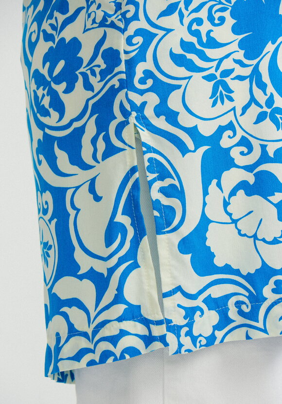 Блуза удлинённая с карманами шир.  580, рис. 16