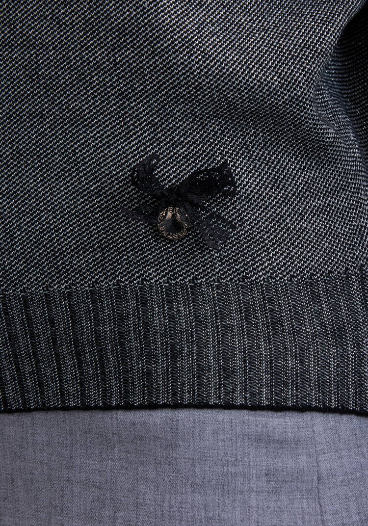 Джемпер с округлым вырезом горловины шир.  750, рис. 17