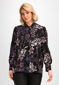 Блуза с бантом на воротнике