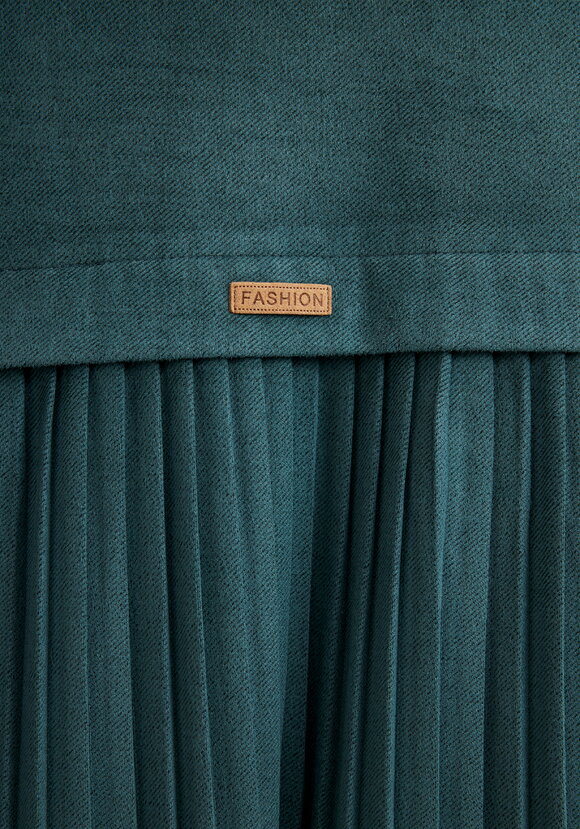 Платье-рубашка с плиссированной спинкой шир.  580, рис. 7