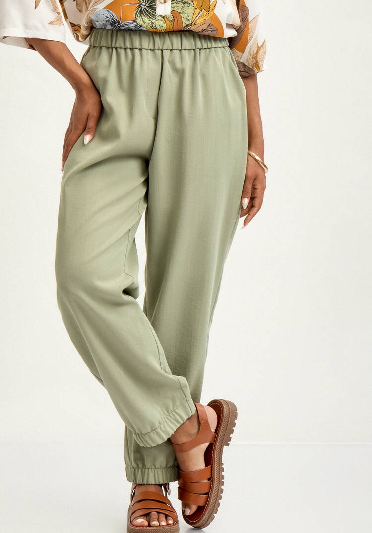 Брюки льняные на резинке по поясу и низу шир.  750, рис. 25