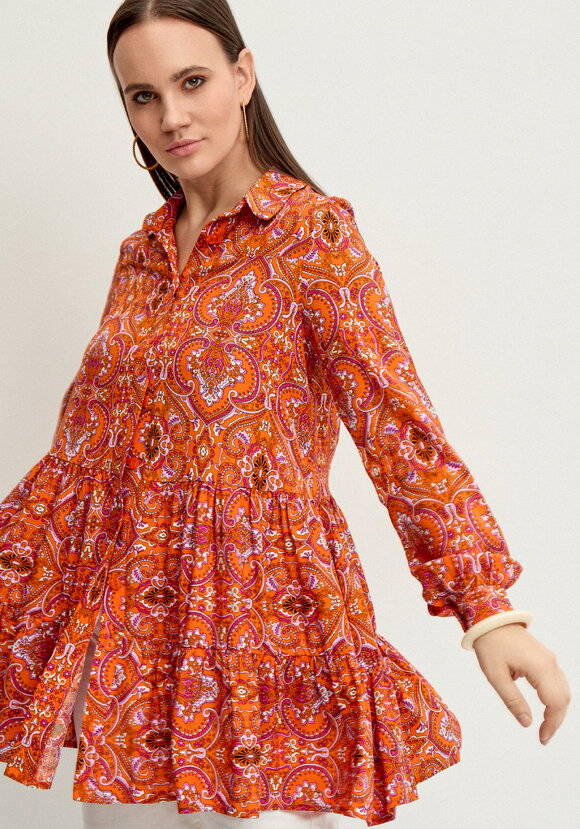 Блуза А-силуэта с ярусами шир.  580, рис. 6