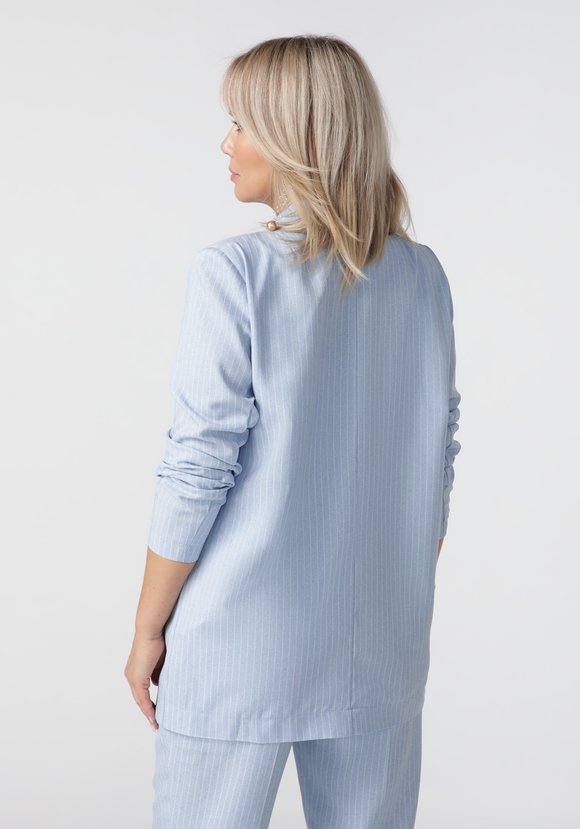 Жакет двубортный с карманами шир.  580, рис. 14