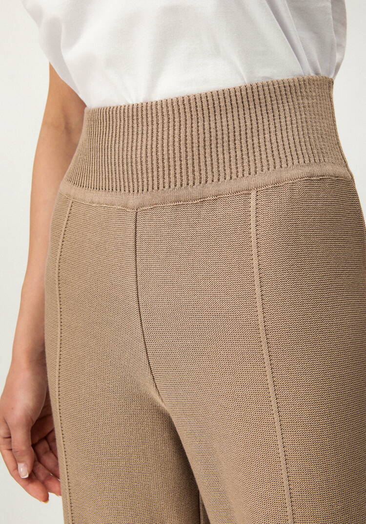 Брюки свободного кроя со стрелками шир.  750, рис. 23