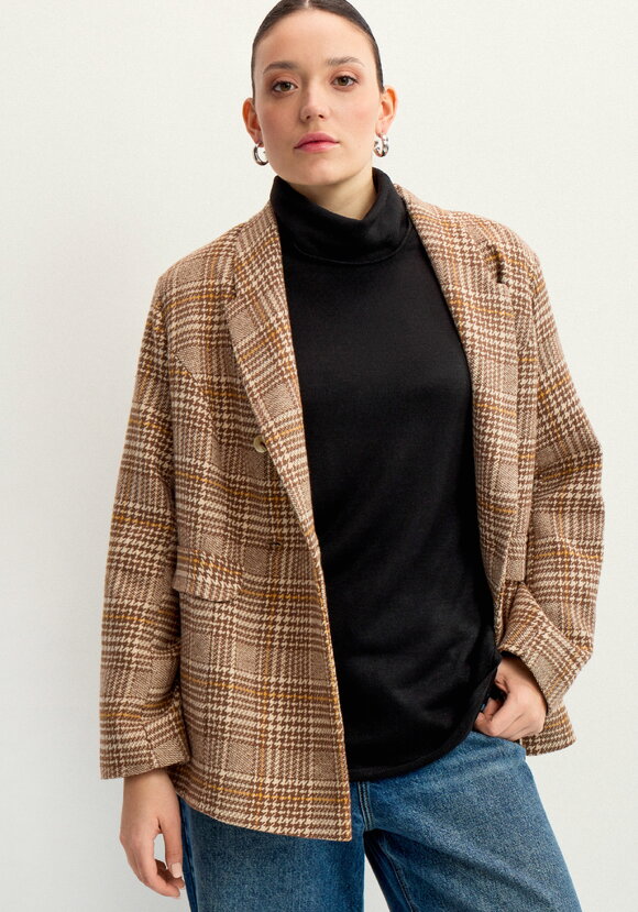 Удлиненная туника с воротником хомут шир.  580, рис. 6