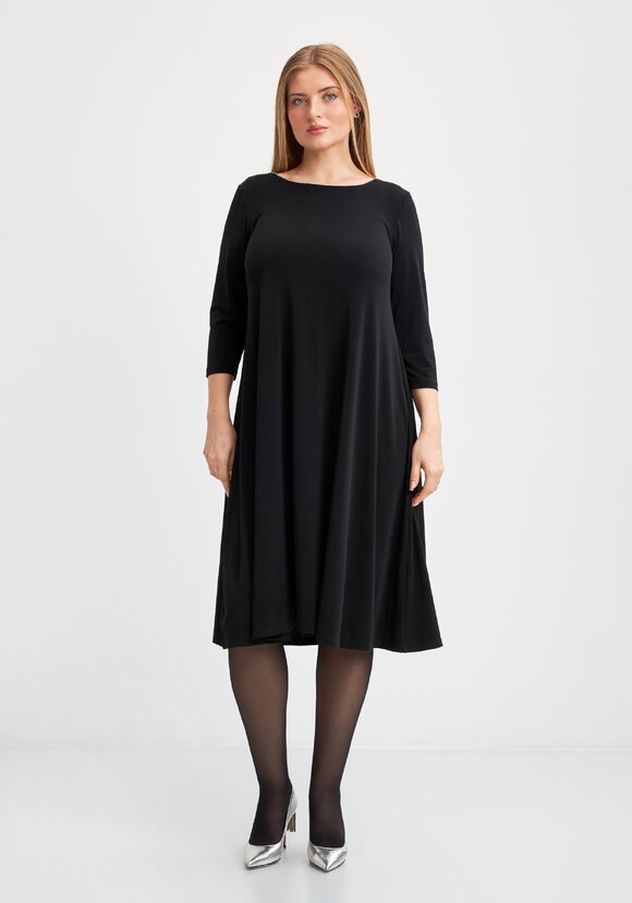 Платье с тесьмой из страз шир.  580, рис. 4