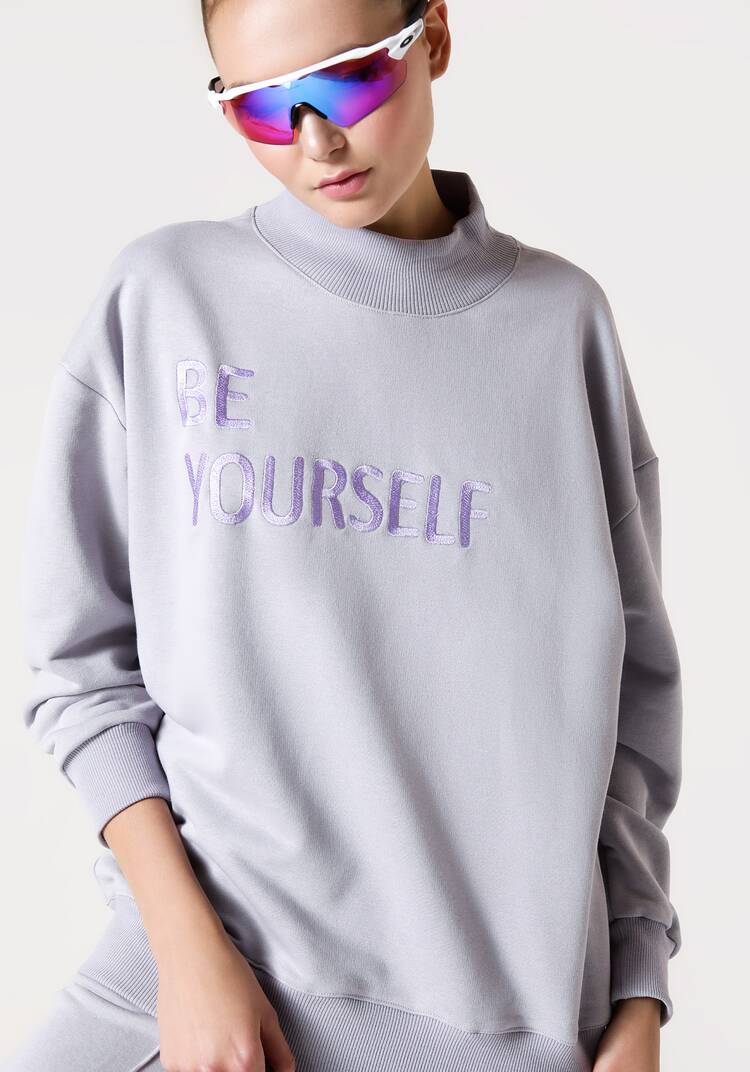 Свитшот с вышивкой шир.  750, рис. 5