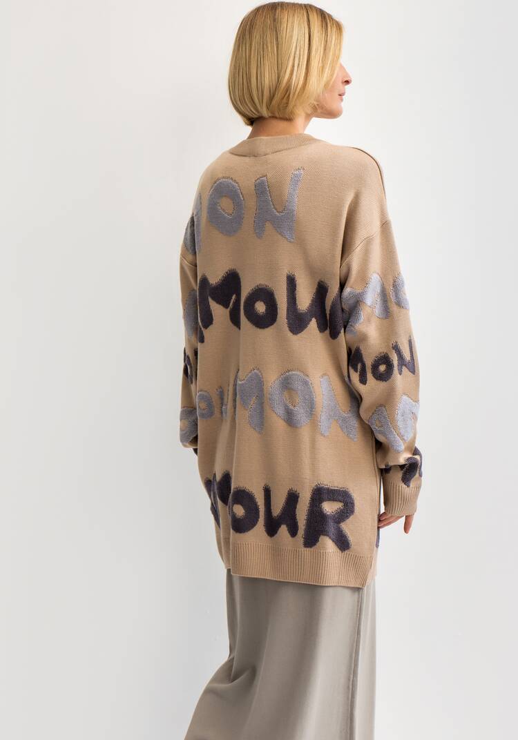 Кардиган с объемным леттерингом шир.  750, рис. 5