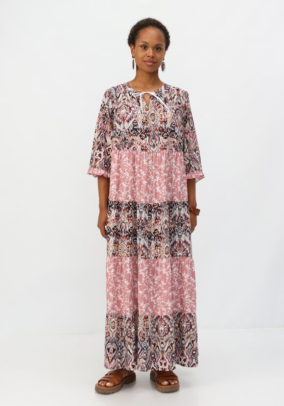 Платье с ярусами и комбинированным принтом шир.  580, рис. 4