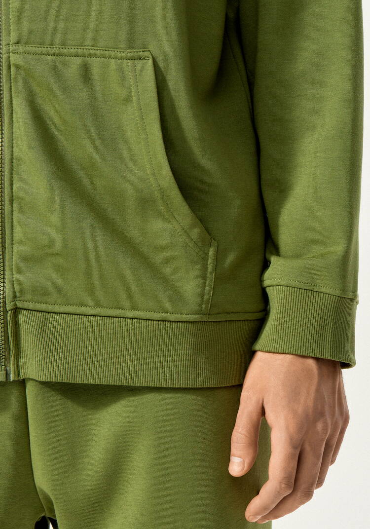 Толстовка с вышивкой и капюшоном шир.  750, рис. 22