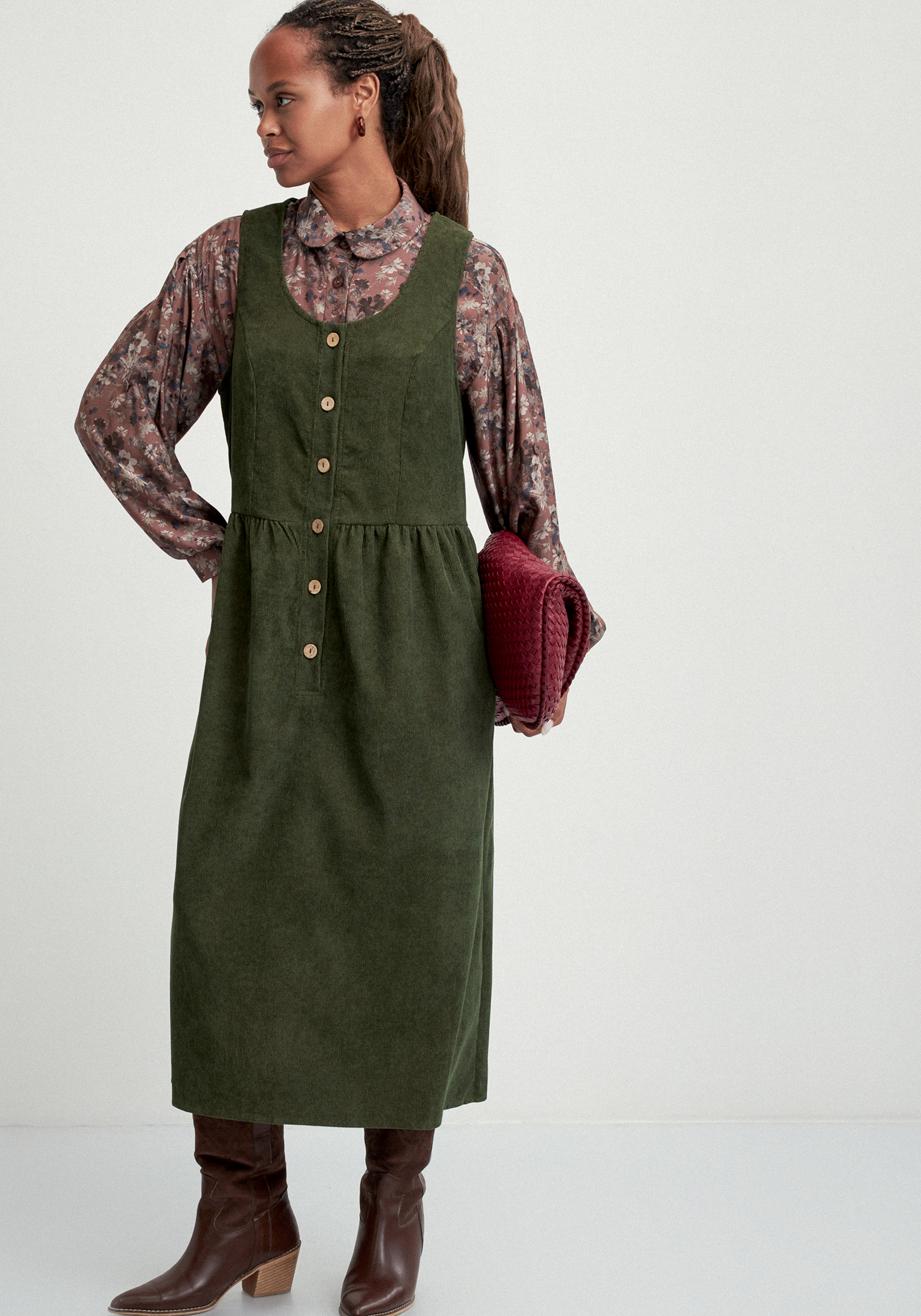 Сарафан со сборкой на талии