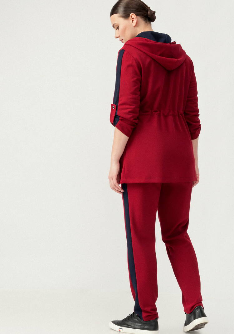 Костюм спортивный (брюки и ветровка) шир.  750, рис. 28