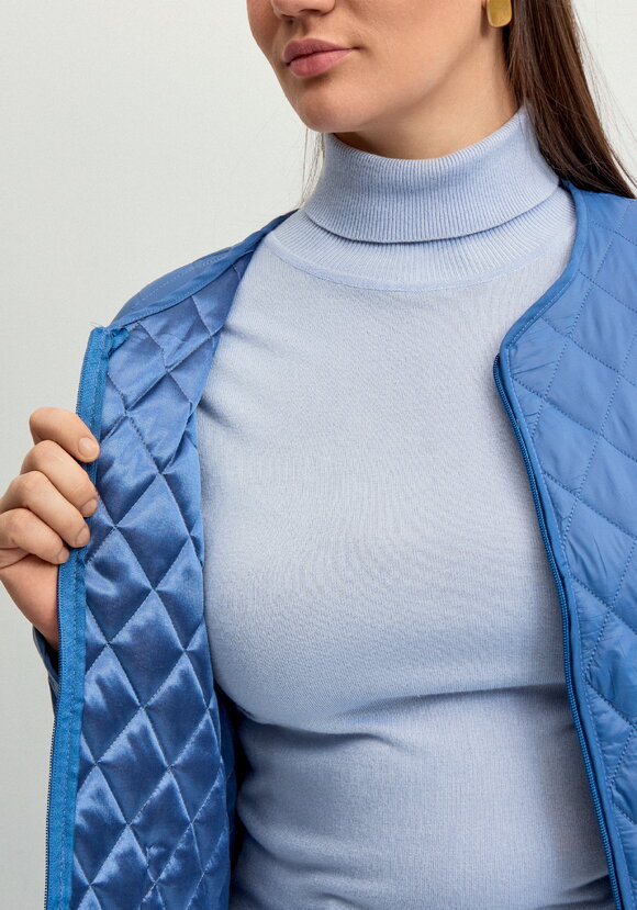 Куртка демисезонная с накладными карманами шир.  580, рис. 21