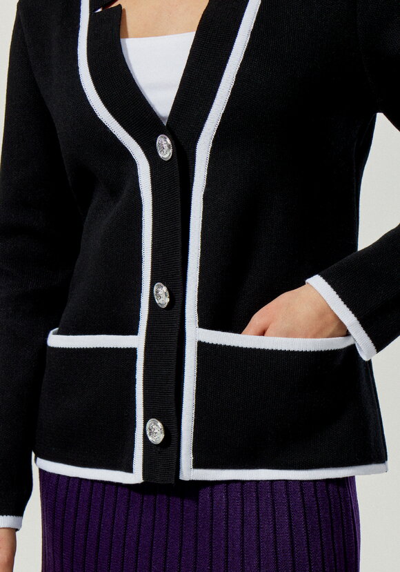 Жакет женский с контрастным кантом шир.  580, рис. 26