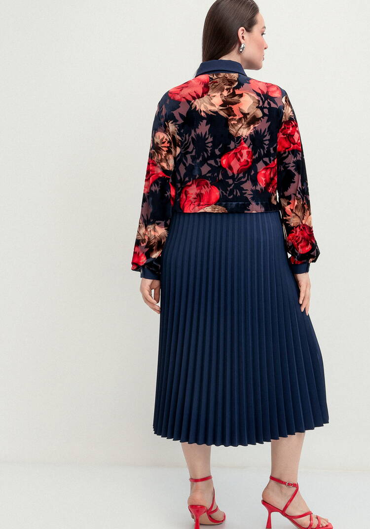 Платье с отрезной кокеткой и юбкой плиссе шир.  750, рис. 11