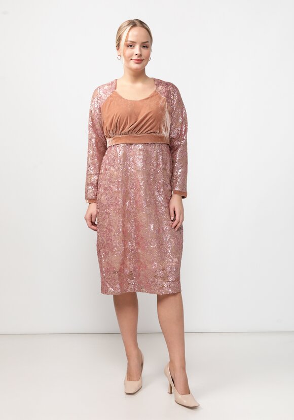 Платье с гипюром шир.  580, рис. 3