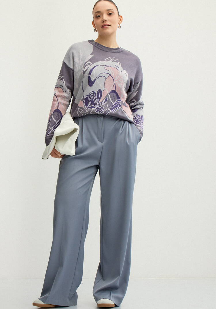 Джемпер с цветочно-абстрактным принтом шир.  750, рис. 14