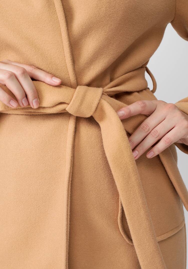 Пальто удлиненное с поясом шир.  750, рис. 13