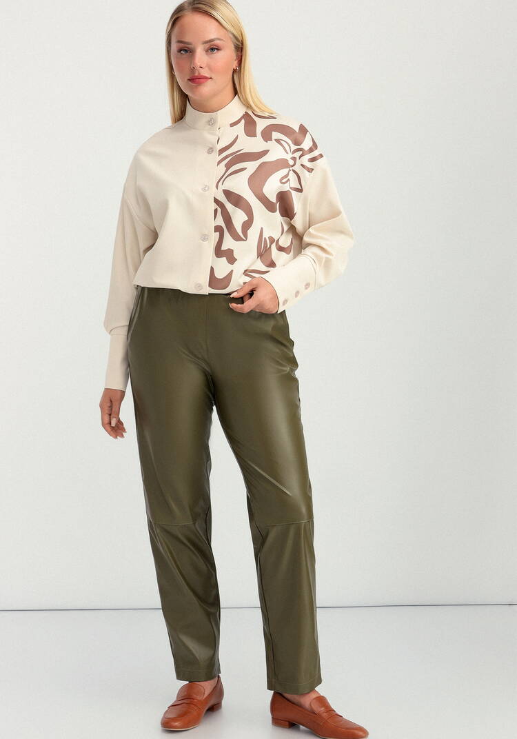 Брюки из экокожи прямые на резинке шир.  750, рис. 6