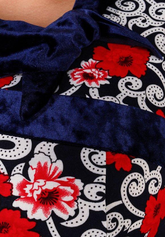 Платье комбинированное с декором из камней шир.  580, рис. 12