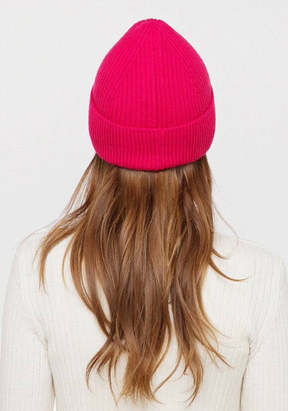 Шапка Жасмин шир.  580, рис. 19