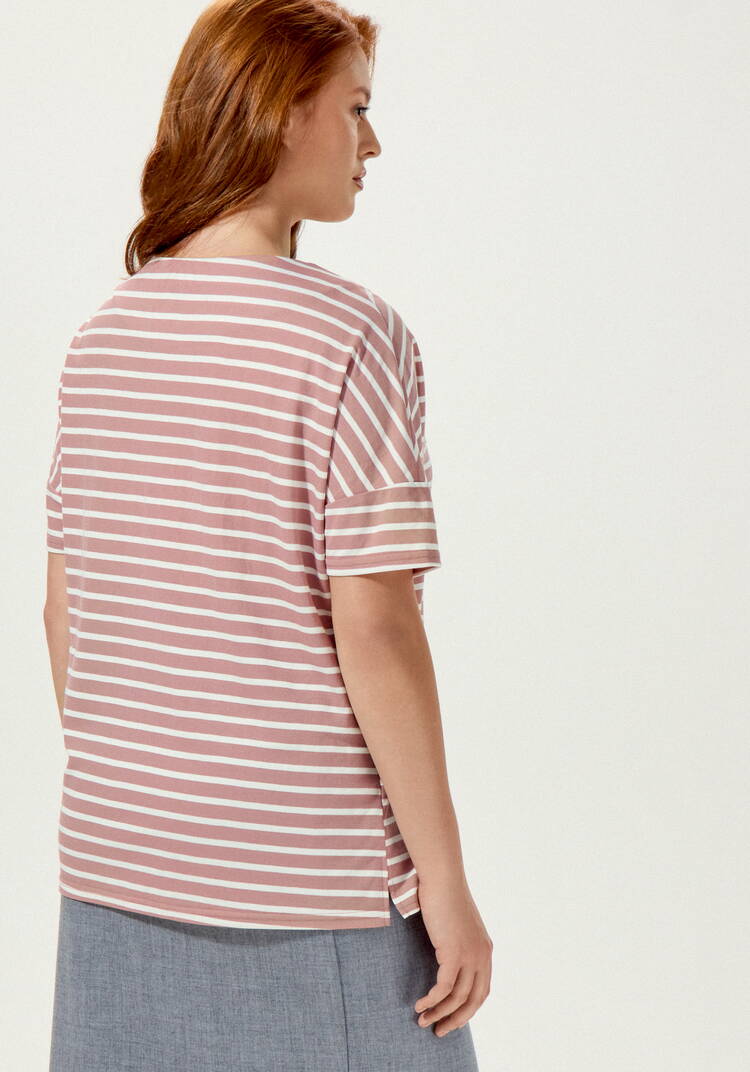 Футболка в горизонтальную полоску шир.  750, рис. 3