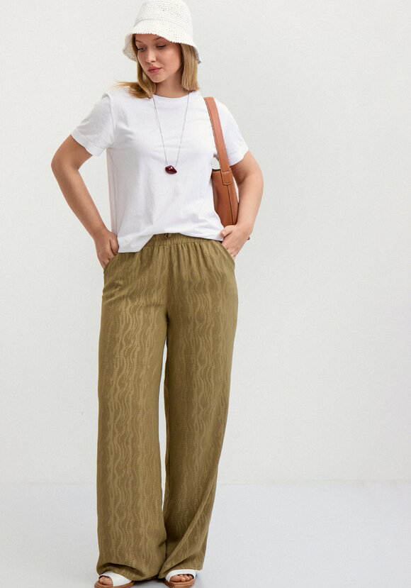 Брюки широкие с оригинальным принтом на ткани шир.  580, рис. 24