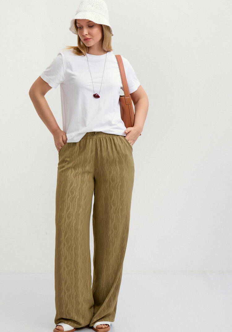 Брюки широкие с оригинальным принтом на ткани шир.  750, рис. 24